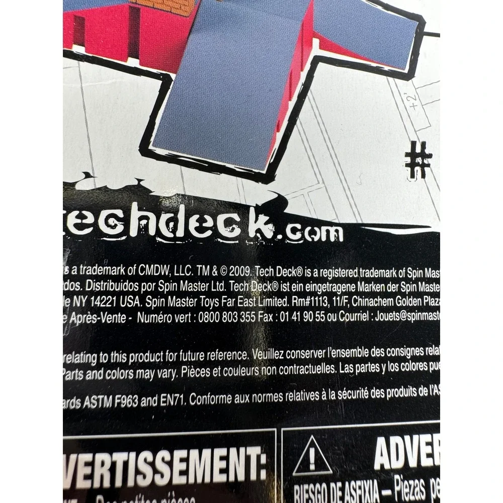 Tech Deck Ryan Sheckler Warehouse Play Set 03 Fingerboard Ramp Vintage 2009 Red